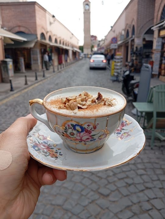 Cafe Monde - Büyük saat kahve & tatlı galeri fotoğrafı