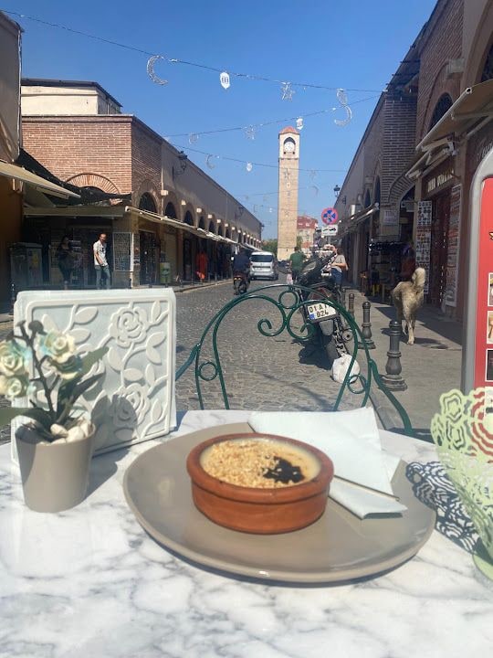Cafe Monde - Büyük saat kahve & tatlı galeri fotoğrafı